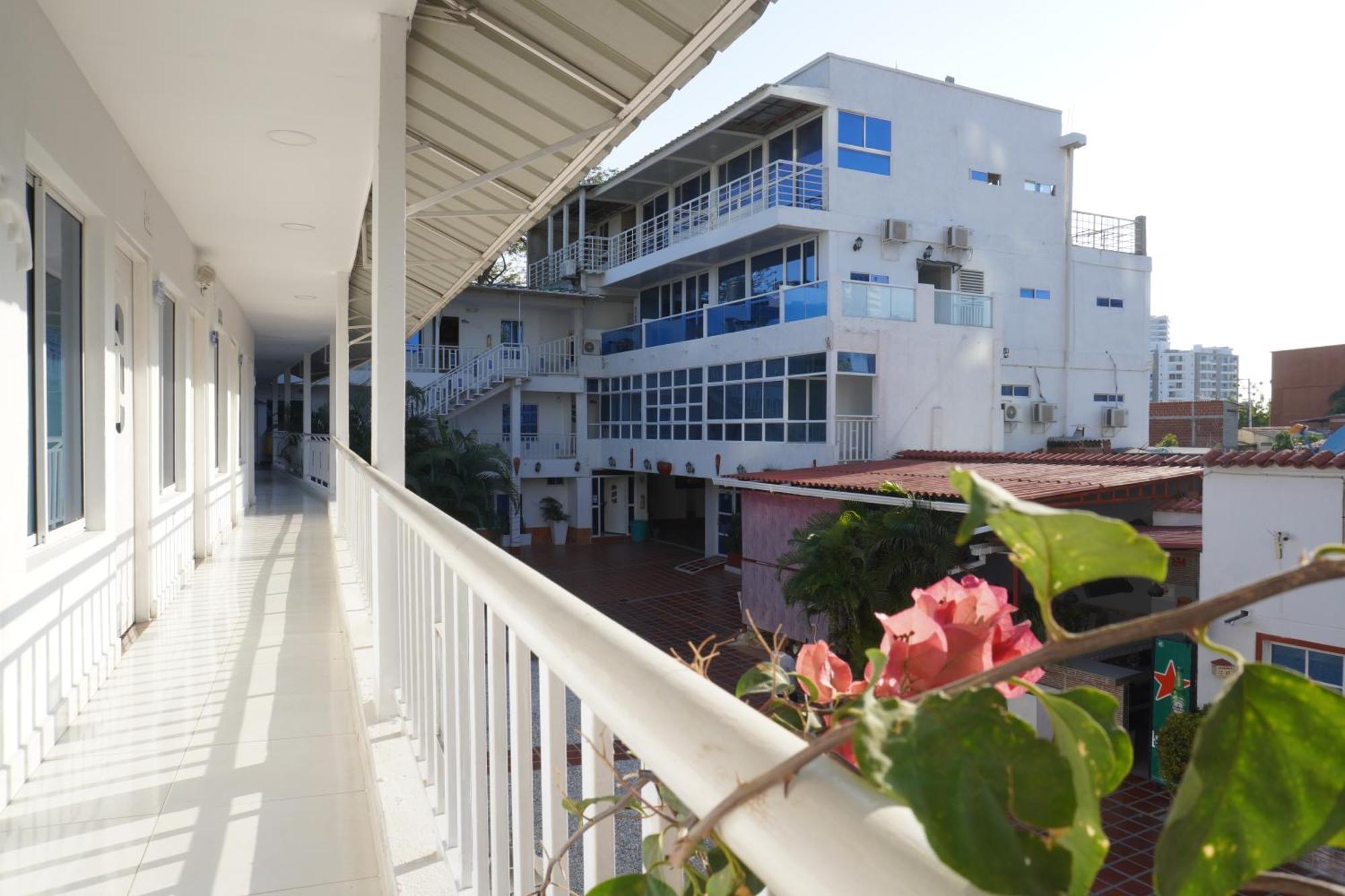 Hotel Bello Caribe ซันตามาร์ตา ภายนอก รูปภาพ
